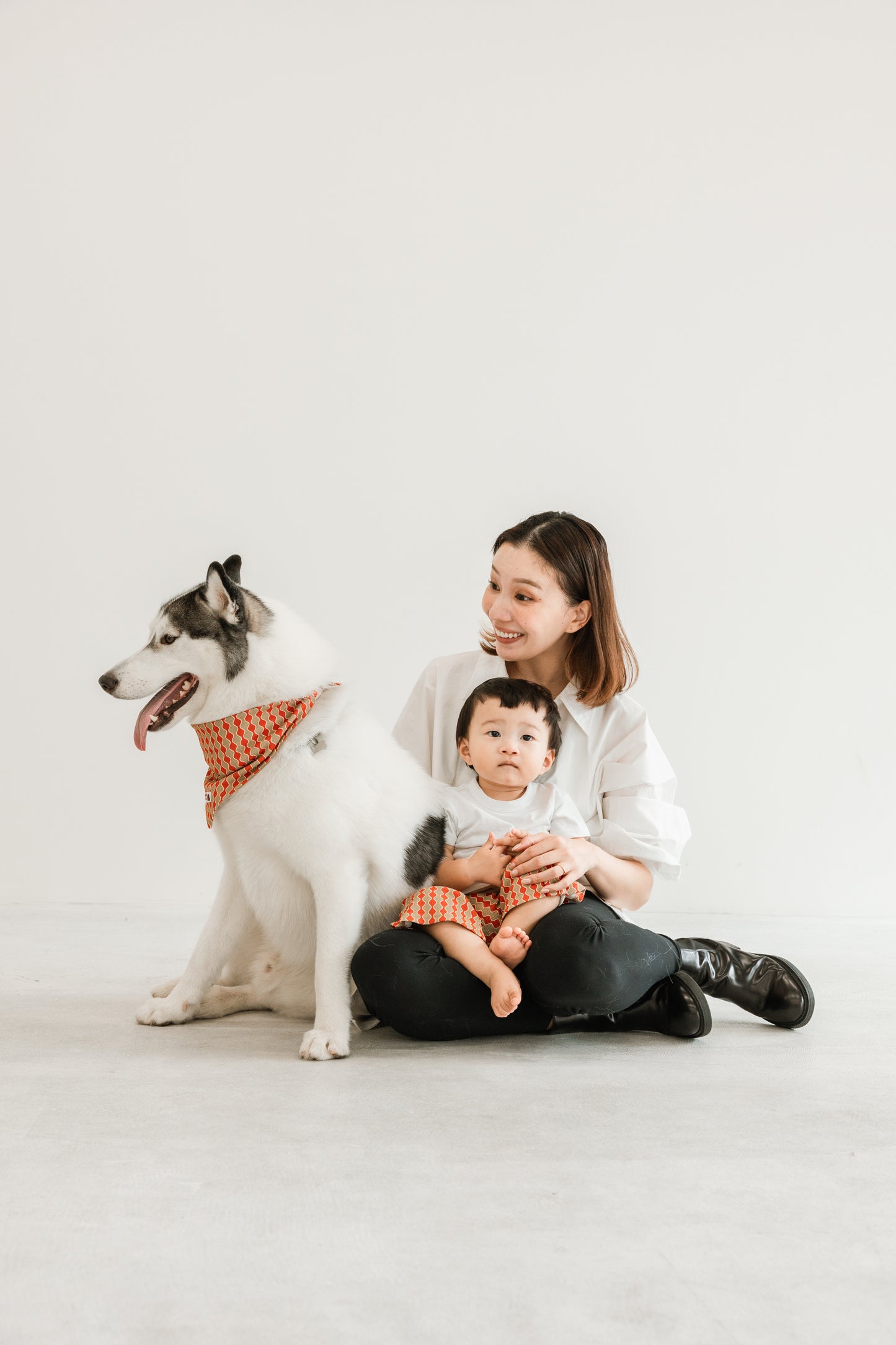 国産 犬用バンダナ ロイヤル・ウェーブ【小型犬~大型犬まで対応】